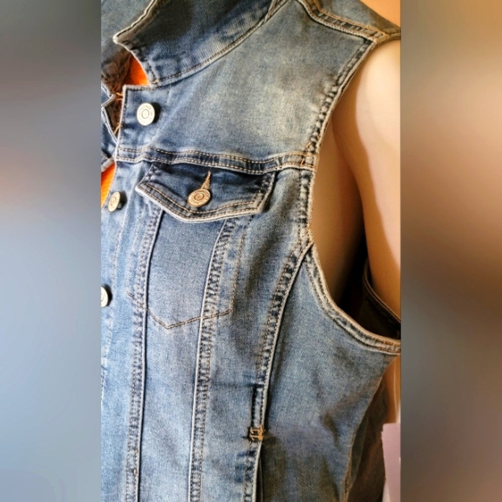 💥 DENIM  VEST !  💥 - Picture 3 of 12